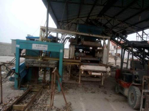 內蒙免燒磚機用戶現場